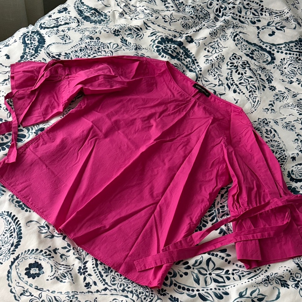 Banana Republic Fuchsia Solid Top